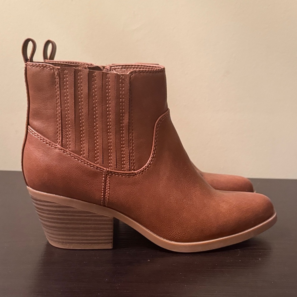 Old Navy Brown Ankle Boots